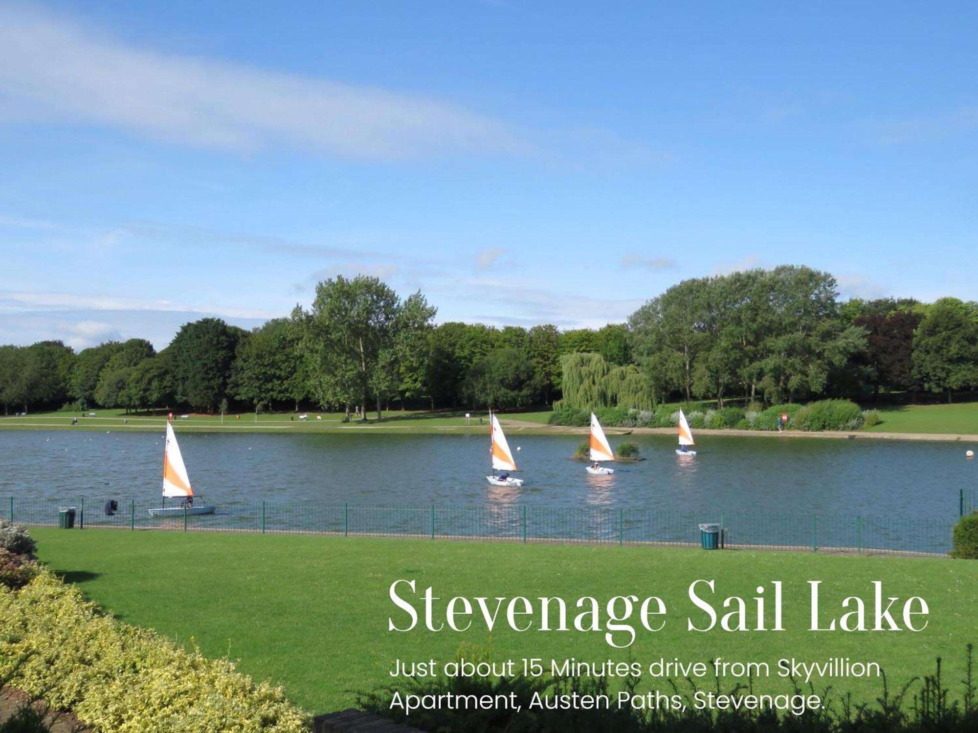 Skyvillion-Stevenage Amazing 3Bed House, Garden, Free Off Street Parking For 2 Cars, Wifi Daire Dış mekan fotoğraf